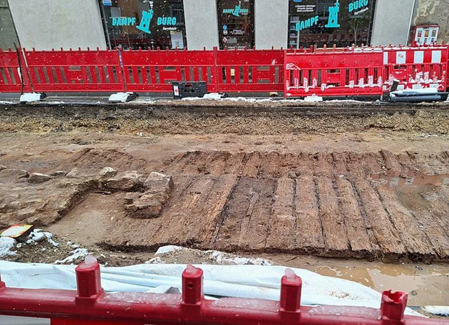 Drone footage showcases the road construction site where the centuries-old boardwalk was unearthed in southern Germany. 