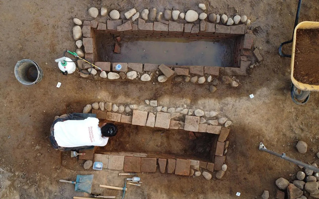 Graves constructed using tile formwork offer a unique glimpse into burial traditions.