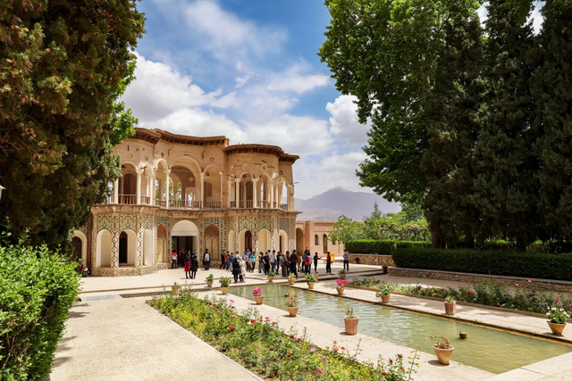 Shahzadeh Mahan Garden