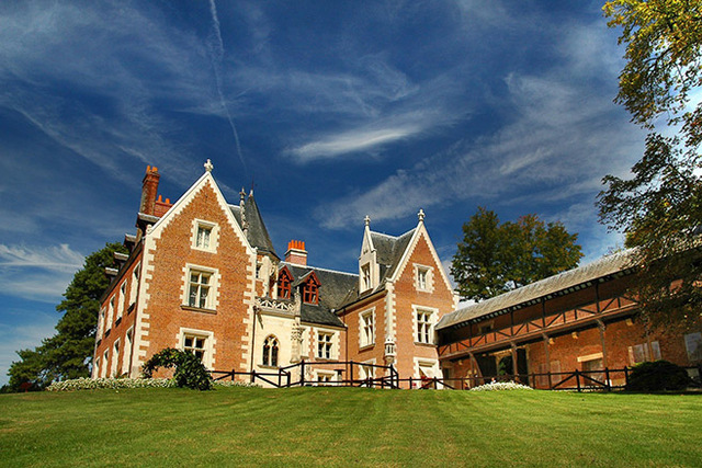 The Château du Clos Lucé: The serene home where Leonardo da Vinci spent his final years.