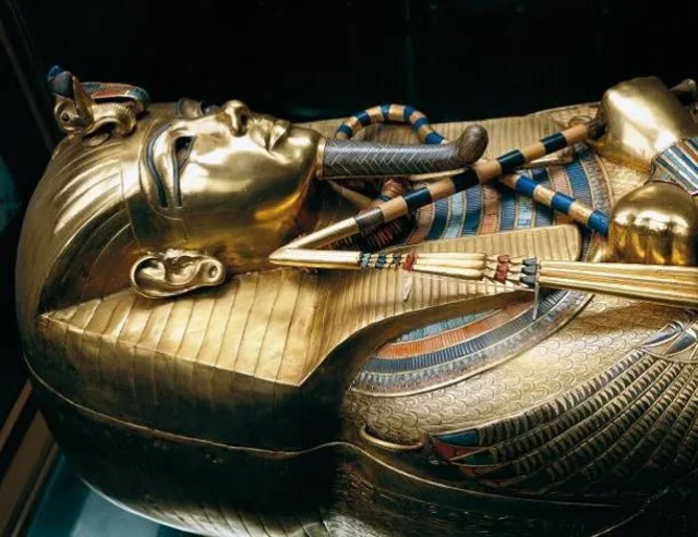 The Innermost Gold Coffin of Tutankhamun, Adorned With Precious Materials, Reflects the Majesty of Egypt’s New Kingdom.