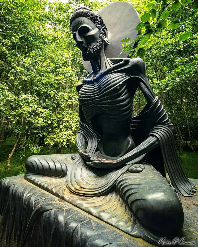 Found in Victor’s Way, this striking statue embodies deep meditation and the relentless pursuit of enlightenment.