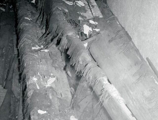 The first 40 blocks of stone covering the prow of the Pharaoh Cheop's solar ship were removed and the vessel emerged from the darkness of its 4,700 year old subterranean hiding place