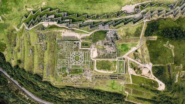 To prevent future uprisings, the Spanish dismantled much of Sacsayhuamán, repurposing its stones to build colonial structures in Cusco