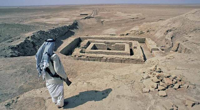 What remains of the iconic Temple of Anu atop its once-mighty Ziggurat—now a faint shadow of its former glory—photographed by Nico Tondini.