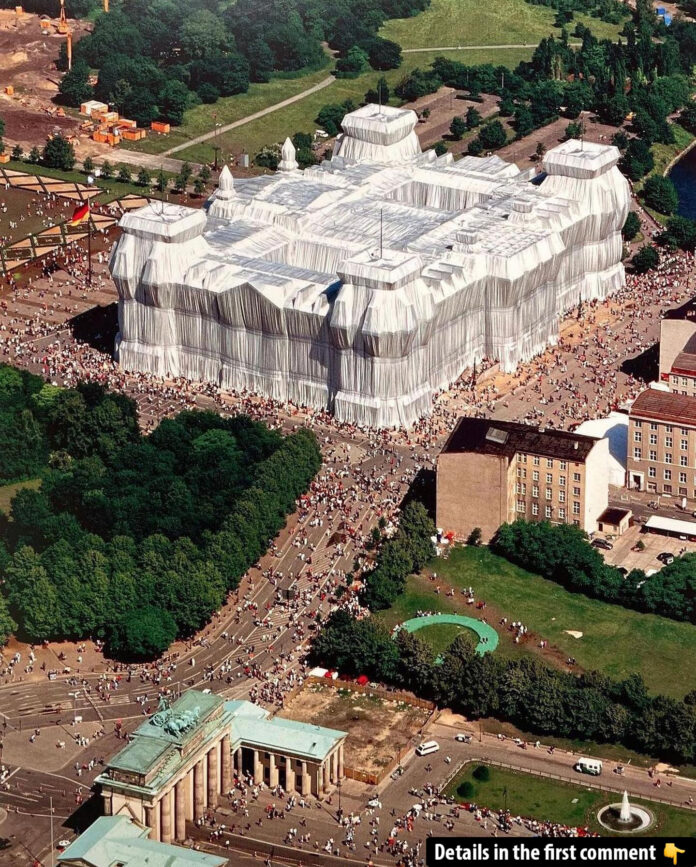 Wrapped Reichstag: A Monumental Fusion of Art and History