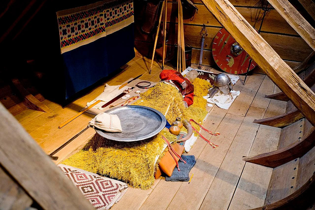 A reconstruction of the burial chamber from Sutton Hoo’s Ship Burial 1, exhibited in the Sutton Hoo Exhibition Hall in England. (Credit: Gernot Keller, CC BY-SA 2.5)