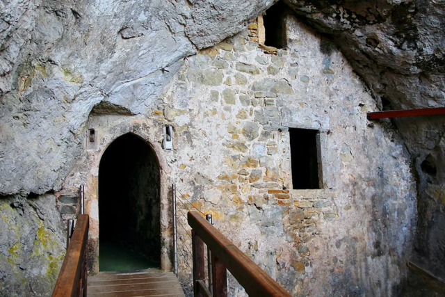 A timeworn doorway in Predjama Castle opens onto echoes of Slovenia’s medieval heritage. (Photo: Totajla/Shutterstock.com)