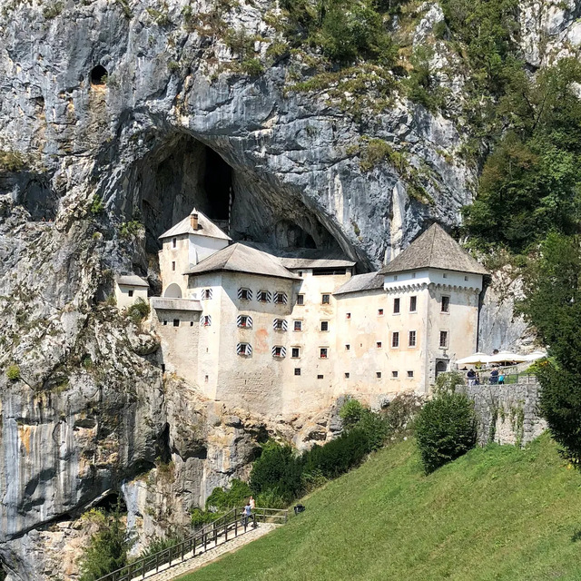 Predjama Castle’s roots trace back to 1274 when it was constructed by the abbots of Aquileia in a Gothic style.