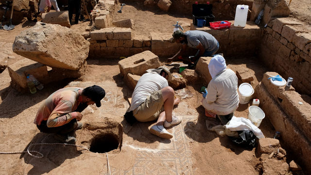 Dedicated archaeologists from the University of Warsaw meticulously uncover the secrets of Ptolemais, revealing its ancient grandeur. (Credit: Piotr Jaworski / University of Warsaw)