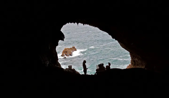 From cave 13b at Pinnacle Point in Mossel Bay, the view extends across sites along the southern Cape—from Plettenberg Bay to Stilbaai—leading to the region’s designation as the Cradle of Human Culture (Photo: Angus Begg)