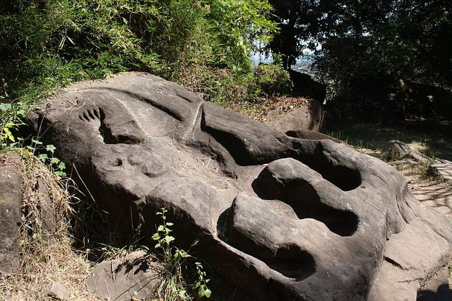 Interestingly, the cavity in the stone is shaped in a way that could easily accommodate a human body, leading to theories that it may have been used as an altar for human sacrifices.