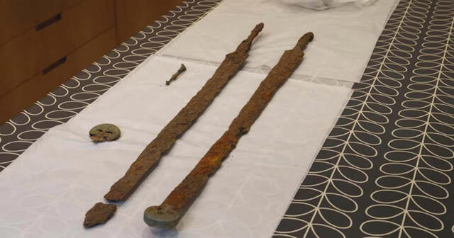 Spatha swords unearthed in Cotswold reveal fascinating insights into ancient craftsmanship. (Cover Image Source: YouTube | Photo by Cotswold District Council)