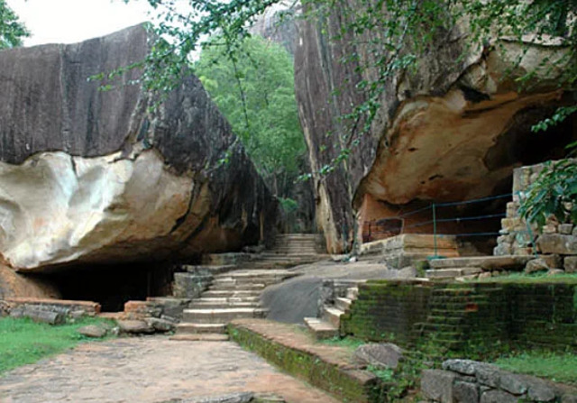 The Entrance to the Lion's Paws Gateway