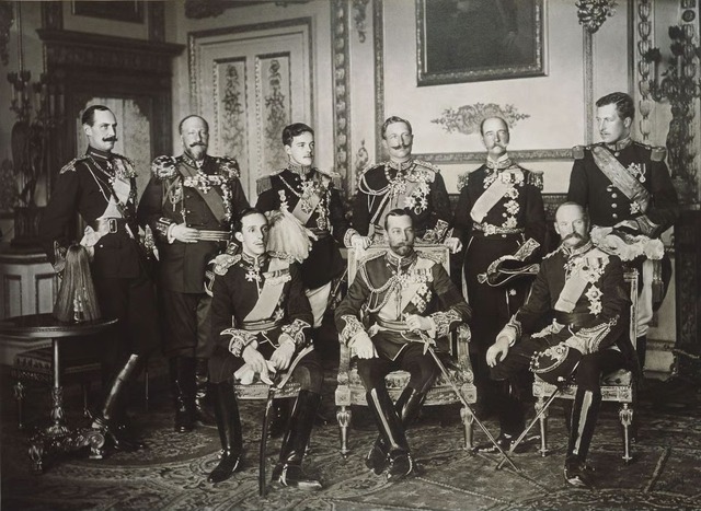 The Nine Monarchs at Windsor, gathered on 20 May 1910 for Edward VII’s funeral. Standing (left to right): Haakon VII of Norway, Ferdinand I of Bulgaria, Manuel II of Portugal, Wilhelm II of Germany, George I of Greece, and Albert I of Belgium. Seated (left to right): Alfonso XIII of Spain, George V of the United Kingdom, and Frederick VIII of Denmark.