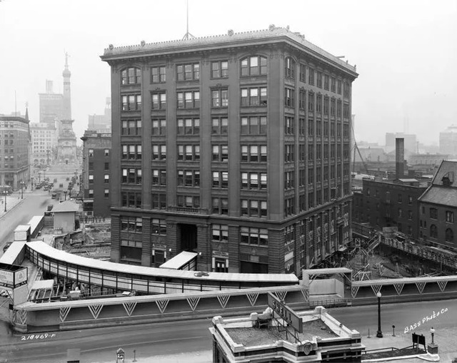 The Indiana Bell Building: How a 7-Story Building Rotated 90 Degrees Without Stopping Work