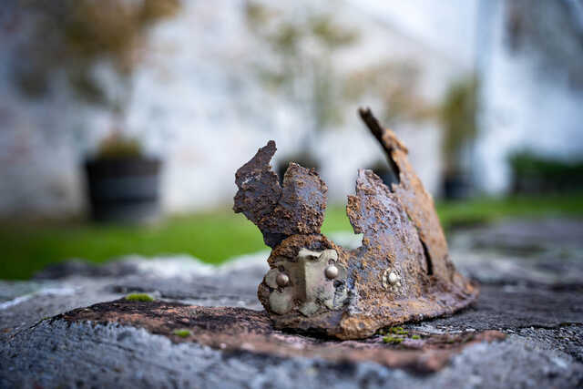 The back view of the helmet recovered from the dry moat at Visegrád Castle.