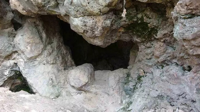 The entrance to İnkaya Cave in Çanakkale, Turkey, where ongoing excavations reveal its historical significance. Credit: Ankara University.