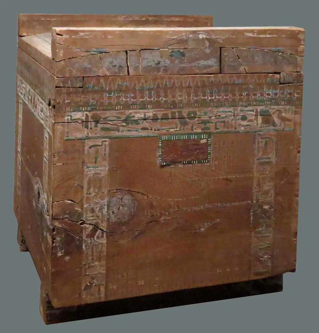 The wooden chest for canopic jars belonging to Hapyankhtify from the 12th Dynasty (ca. 1990-1786 BCE), photographed by Aidan Dodson and featured by the American Research Center in Egypt.