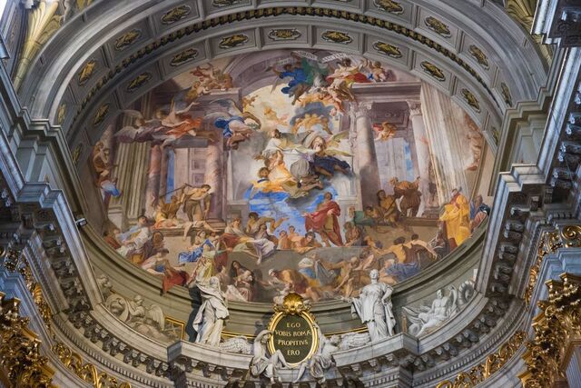 Within the apse, Andrea Pozzo’s frescoes vividly depict the life and apotheosis of St. Ignatius. (Photo: Anna Pakutina/Shutterstock.com)