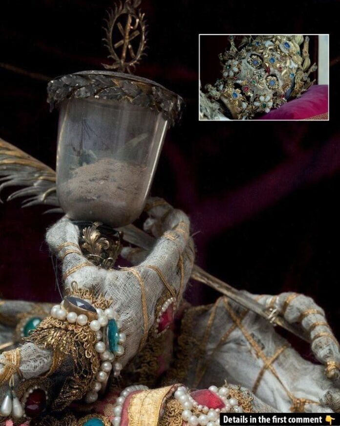 The Forgotten Elegance of Europe’s Jeweled Skeletons